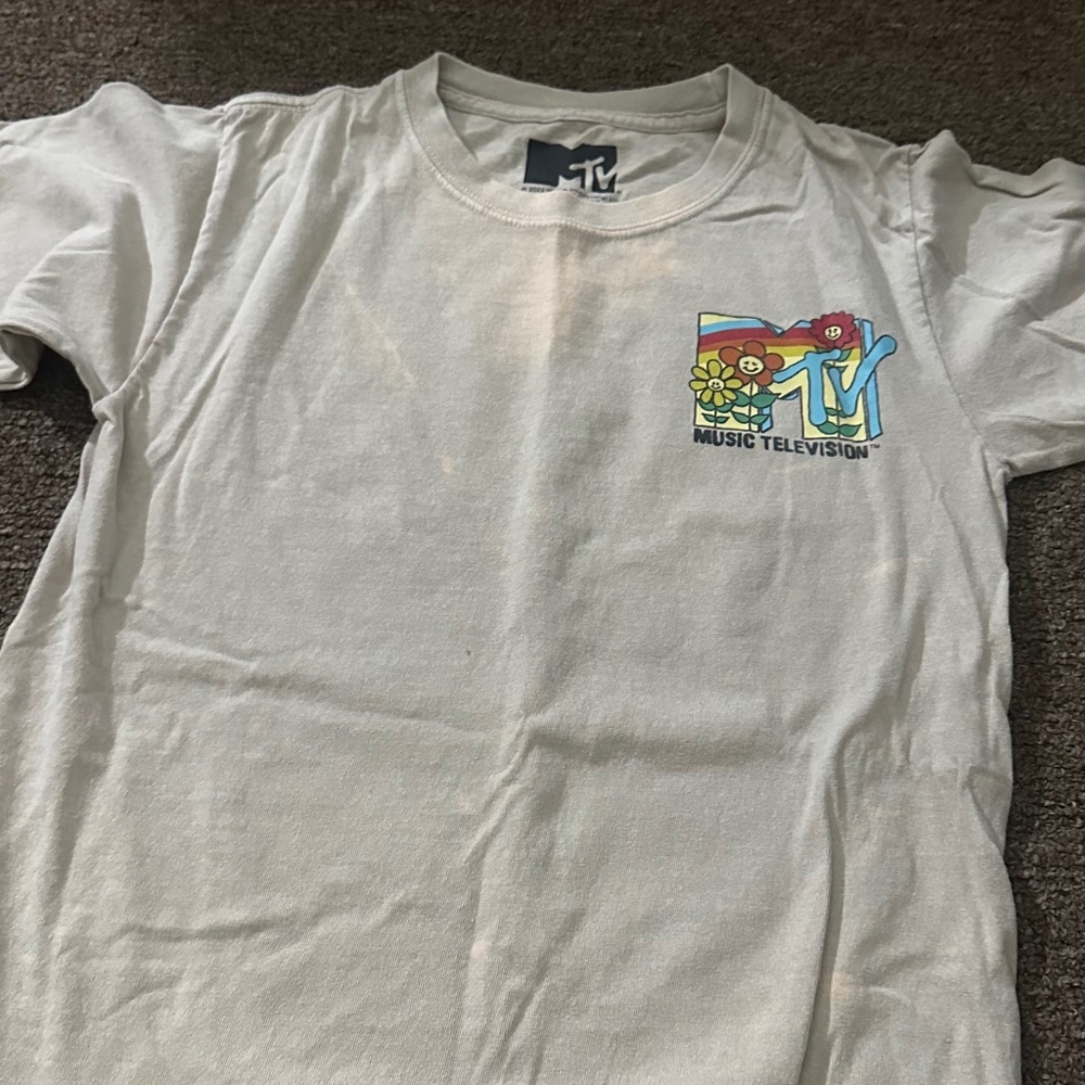 MTV T-shirt